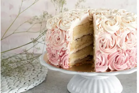 DİQQƏT: Kremli tortlar yayda zəhərlənməyə səbəb ola bilər