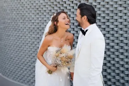 Ahmet Kuraldan romantik ildönümü təbriki - FOTO