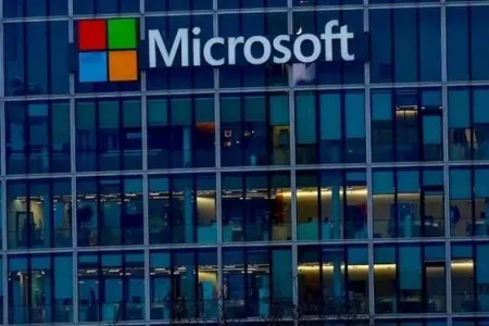 Microsoft-dan açıqlama: - Kiberhücum, yoxsa?
