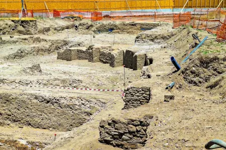 Romada qədim Papa sarayının qalıqları tapıldı