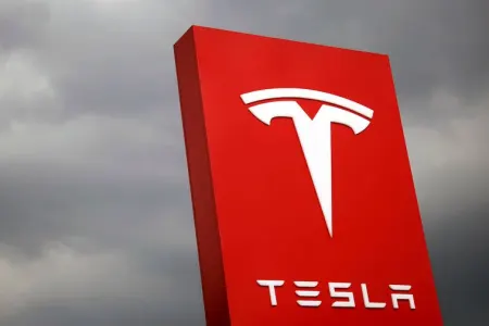 Teslanın mənfəəti ən aşağı səviyyəsinə DÜŞDÜ