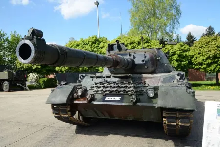 Danimarka və Hollandiya Ukraynanı - "Leopard 2" ilə təmin edəcək