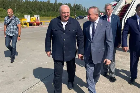 Lukaşenko Rusiyaya işgüzar səfər etdi