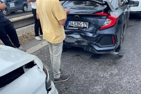 4 avtomobil bir-birinə çırpıldı