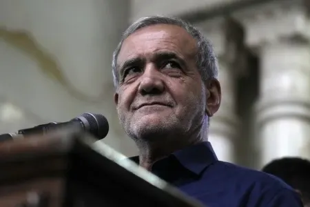 İranın yeni seçilən prezidenti sabah and içəcək