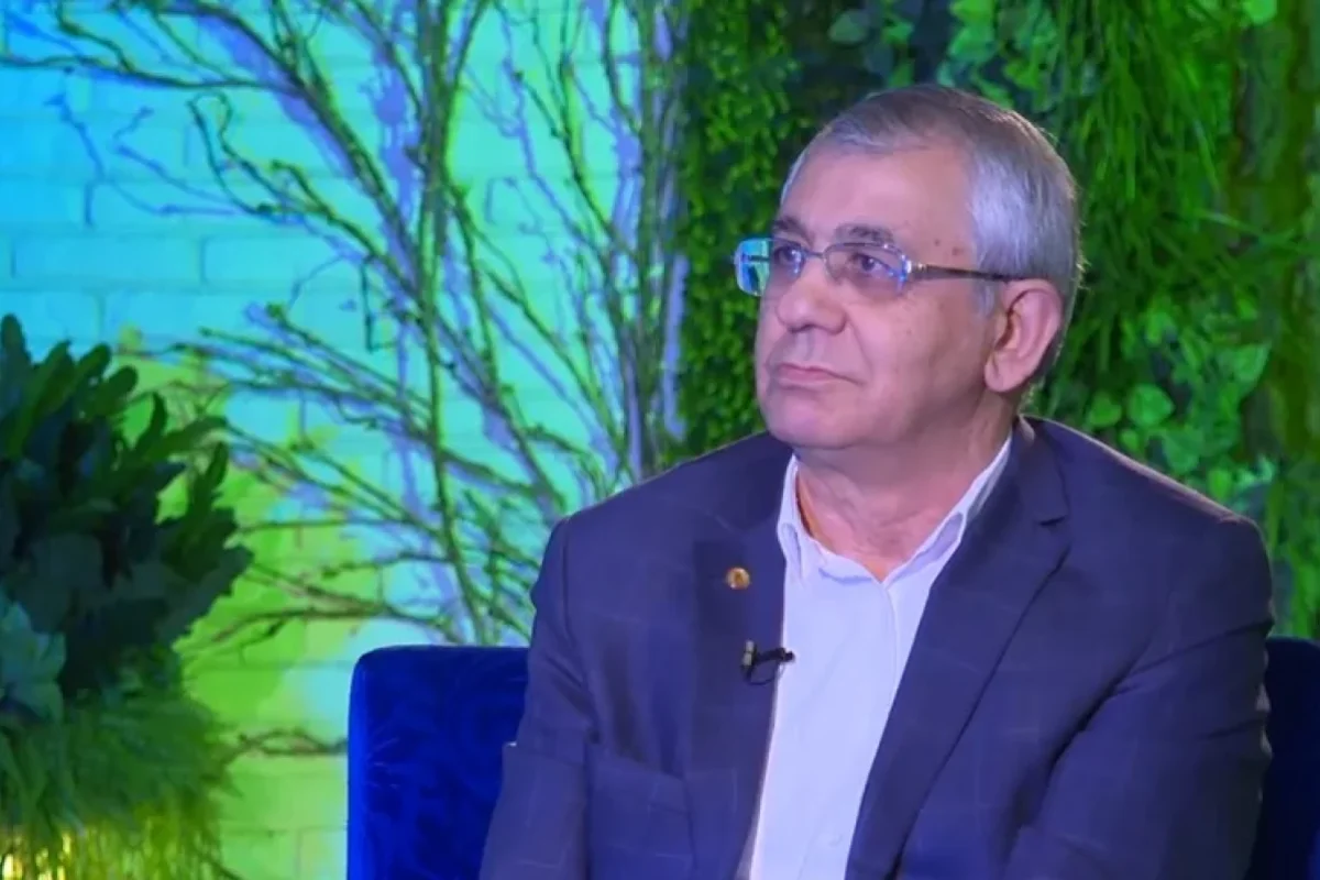 Hamlet İsaxanlı təhsildən gileyləndi: - ”Təhsil sistemimiz zəif müəllim yetişdirir”