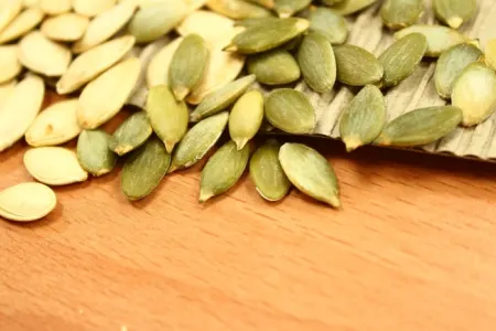 Yatmadan əvvəl 1 ovuc balqabaq tumu yemək.. - ARAŞDIRMA