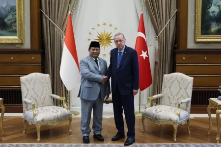 Ərdoğan Prabovo Subianto ilə görüşdü
