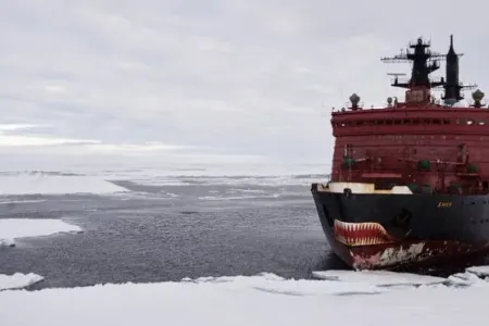 Şimal Buzlu okeanı kiçilir, Atlantik okeanı böyüyür