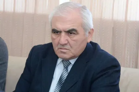 İlham Abbasov vəfat edib