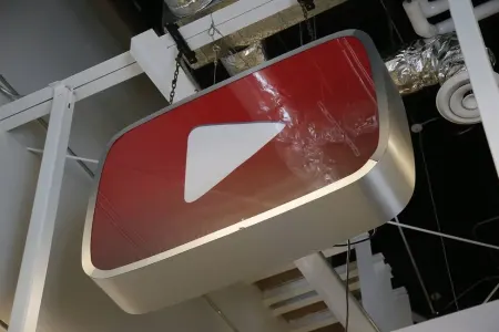 YouTube masaüstü brauzerlərdə açılmır