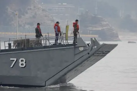 Şimali Koreyalı Cənubdan sığınacaq istədi