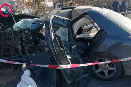 Bir ailənin üzvləri qəzaya düşdü - 3 uşaq öldü, 6 yaralı var