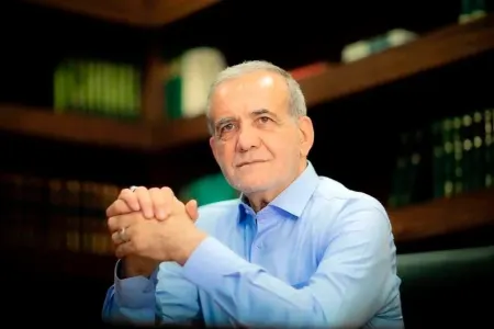 İran Prezidenti nazir vəzifələrinə namizədlərini AÇIQLADI