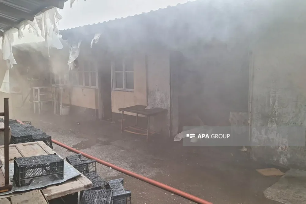 Ucarda mərkəzi bazarda başlayan yanğın söndürülüb 