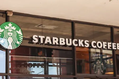 Starbucks-ın baş direktoru istefa verdi
