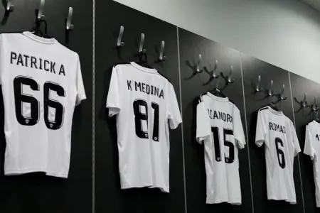 “Ludoqorets və Qarabağ” komandalarının start heyətləri açıqlanıb