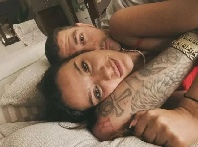 Gənc aktrisa yataq GÖRÜNTÜSÜNÜ PAYLAŞDI - FOTO