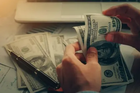 Pulunu idarə edə bilirsənsə…