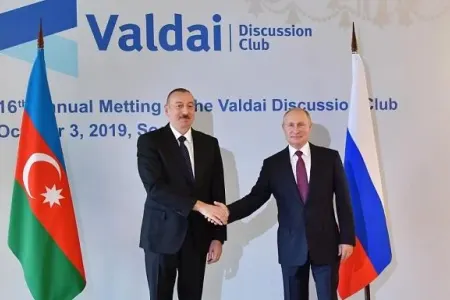 Putin İlham Əliyevi MDB-nin iclasına dəvət etdi