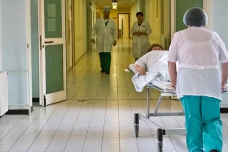 Həbs edilmiş qalmaqallı ginekoloq vəfat etdi - FOTO