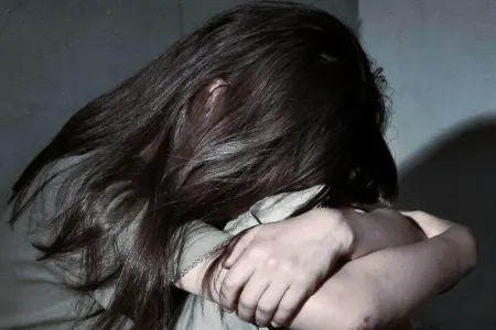 ŞOK: Reabilitasiya mərkəzində işləyən "medbrat" azyaşlı qızları "iynə otağı"nda...
