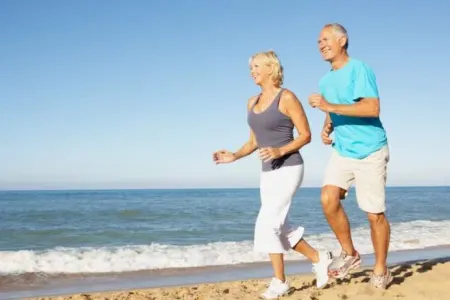 ​İnsanlar yaşlandıqca niyə boyları qısalır?