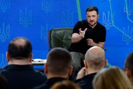Zelenski müharibəni bitirmək planını təqdim edəcək