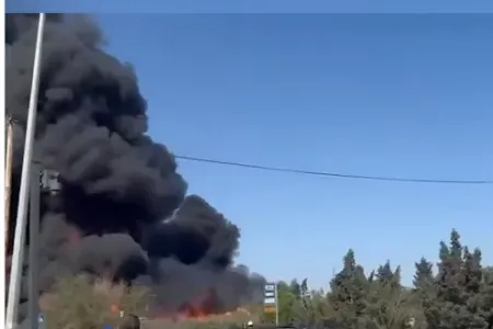 Bakıdakı yanğın gücləndi - Video
