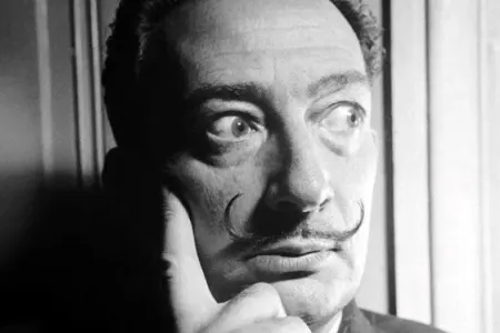 50 ildir gizlədilən əsərləri hərraca çıxarılır