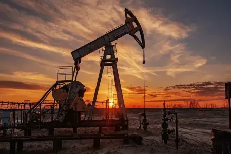 Dünya bazarlarında neft ucuzlaşdı