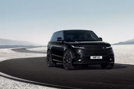 Elektrikli "Range Rover"in kamuflyajsız FOTOları yayımlandı