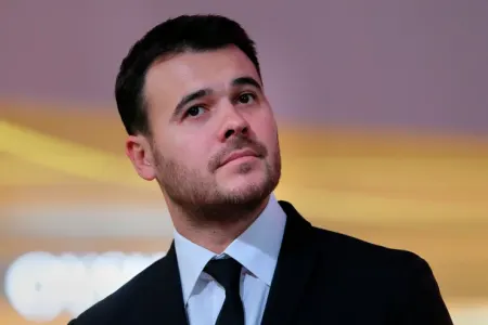 "Tramp məni işdən qovub" - – Emin Ağalarov
