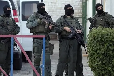 İsrail hərbçiləri 3 polisi öldürən radikalı zərərsizləşdirdi