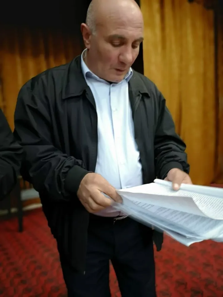 Azərbaycanda aktyor qəfil vəfat etdi - FOTO