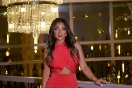 Zümrüd: - “Ailə qurub bəxti gətirməyən qadınlardanam”