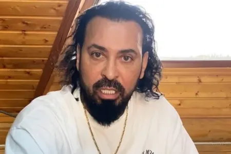 Niyam efirdə AĞLADI: "İşləməyə qoymurlar, bezmişəm"