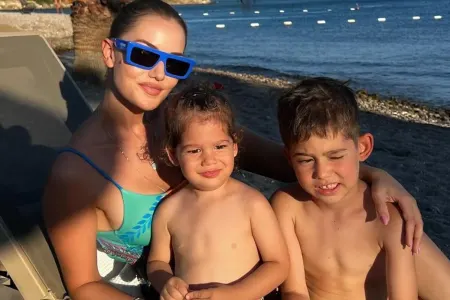 Məşhur aktrisadan - TƏTİL ŞƏKİLLƏRİ