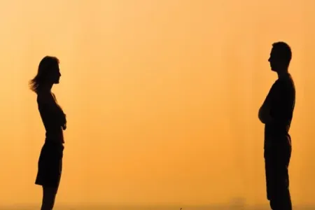 Qadını ilk görüşdə kişidən soyudan - ADDIM