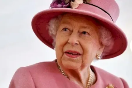 Londonda II Elizabetə abidə qoyulacaq