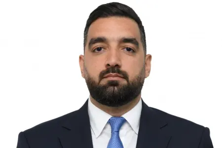 Nazirə yeni müşavir təyin edildi