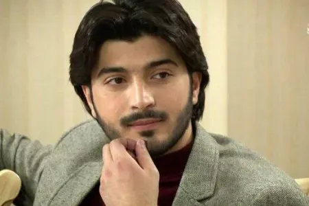 Murad görüntüsü ilə diqqət çəkdi - VİDEO