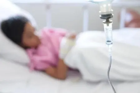Qazaxıstanda kütləvi zəhərlənmə: - 141 məktəblinin halı pisləşdi
