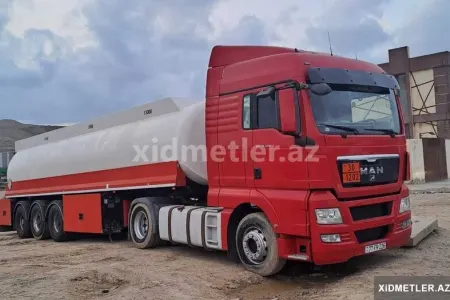 Yanacaq daşıyan maşın partladı, 48 nəfər öldü