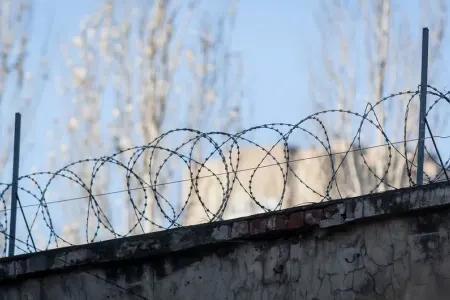 İran sərhəddə hasar çəkir: - Nədən qorxurlar?