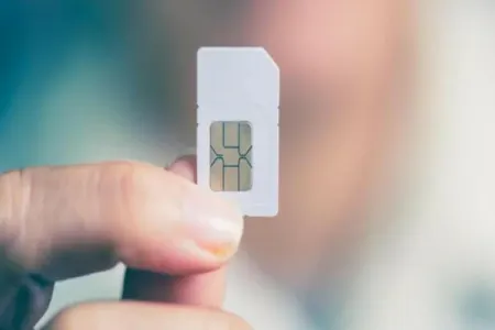 Azərbaycanda bu telefon nömrələri 22 minə satılır