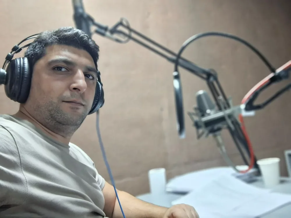 Məşhur Yutuber "Mr Beast"i səsləndirən azərbaycanlı GÖRÜN KİM İMİŞ - VİDEO