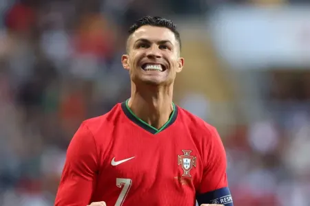 Ronaldo: "2 siçana görə karyeramı bitirməyəcəm"