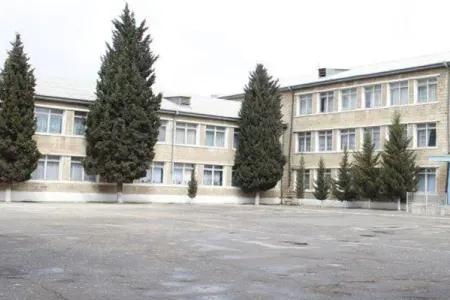 Sumqayıtda məktəbi bit-birə basıb?