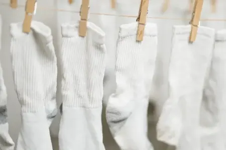 Ağ corablarınızı bu - ÜSULLA YUYUN